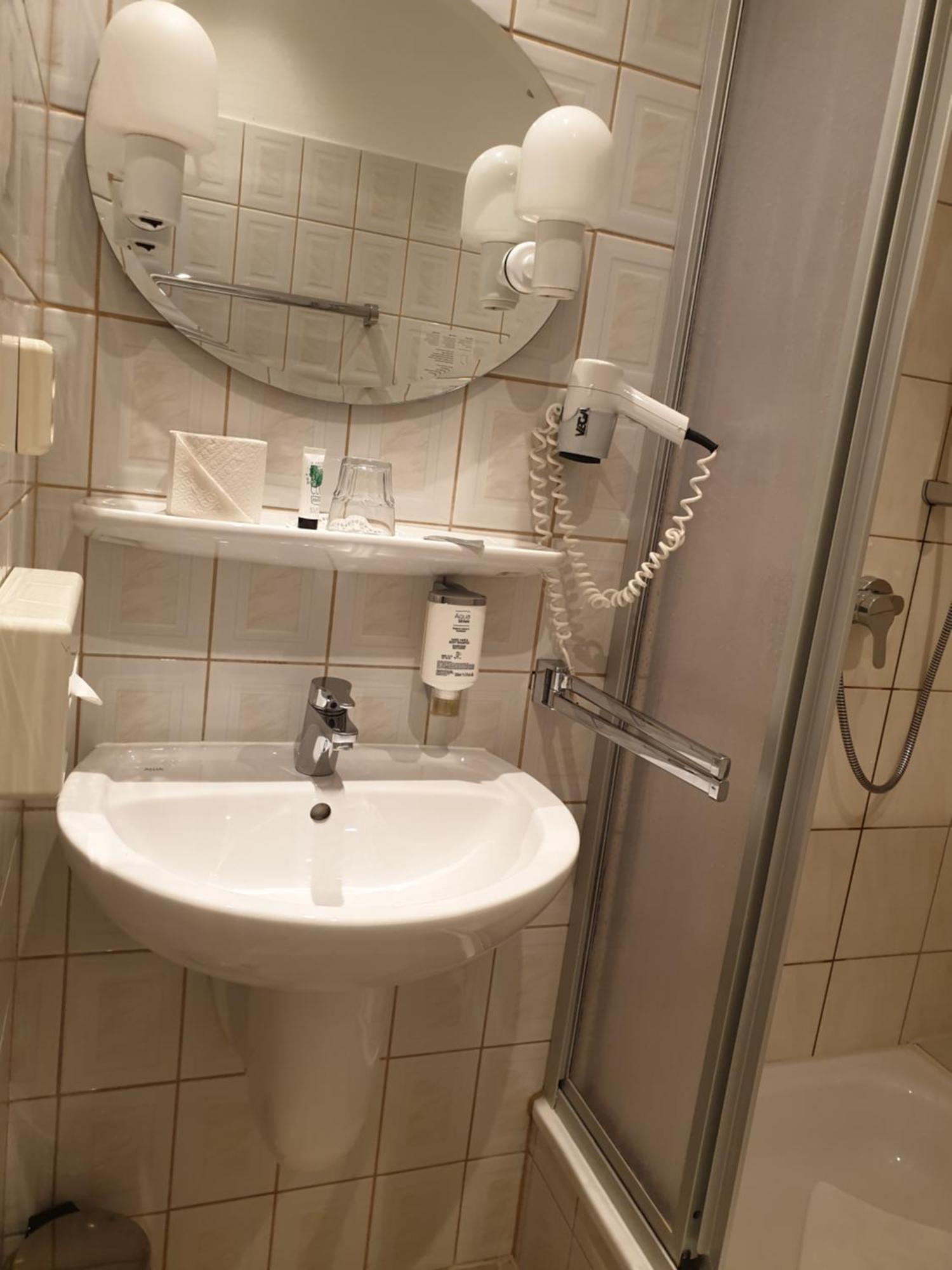 Viadrina Rooms & Apartments Frankfurt-Oder Am Park Im Zentrum フランクフルト・アン・デア・オーダー エクステリア 写真